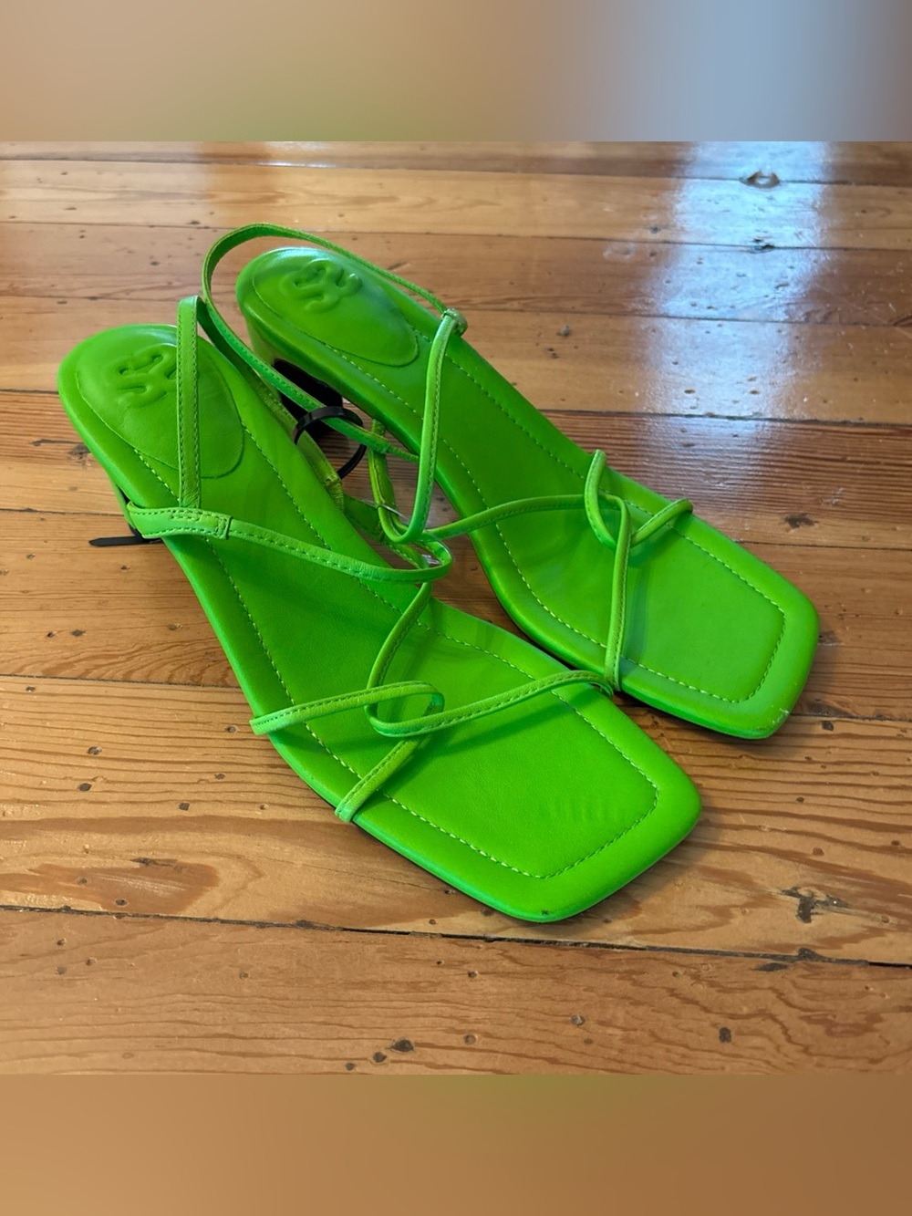 Sandro Leather Faye Heeled sandal neon green womens size 40 NWOB Ding*